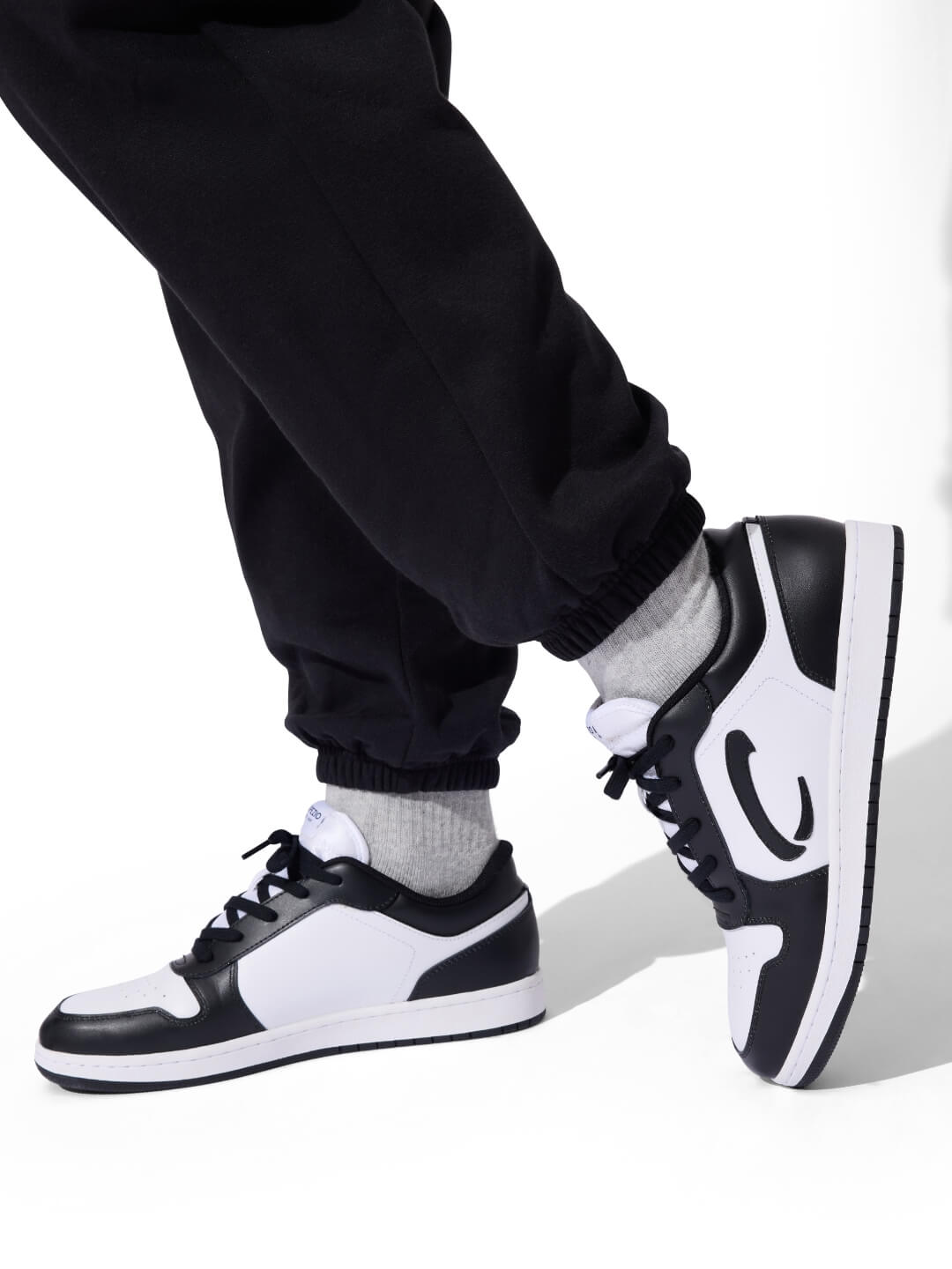 Capezio Capezio Ignite Dance Sneaker–Low Top